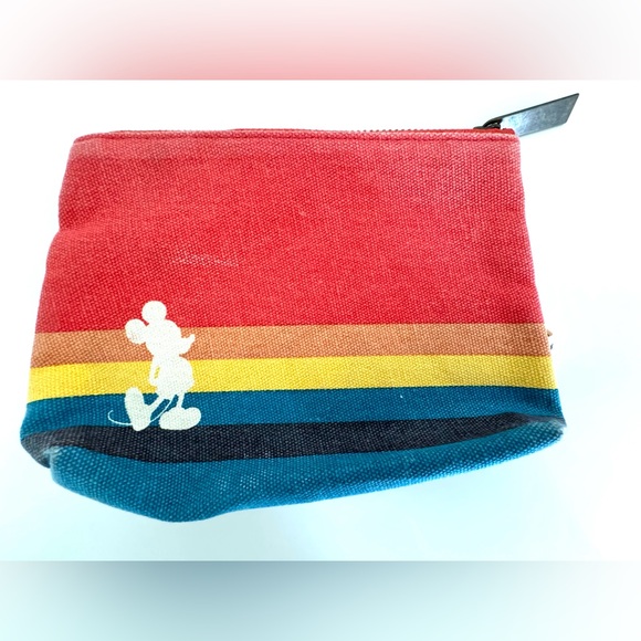 🌈✨Disney Red Yellow & Blue Rainbow Toiletry Bag with Mickey Mouse Design 🐭✨ - Picture 1 of 4